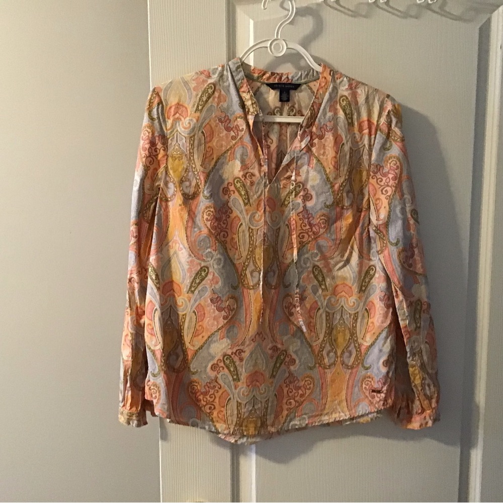 Tommy Hilfiger Pullover Blouse.  -1
